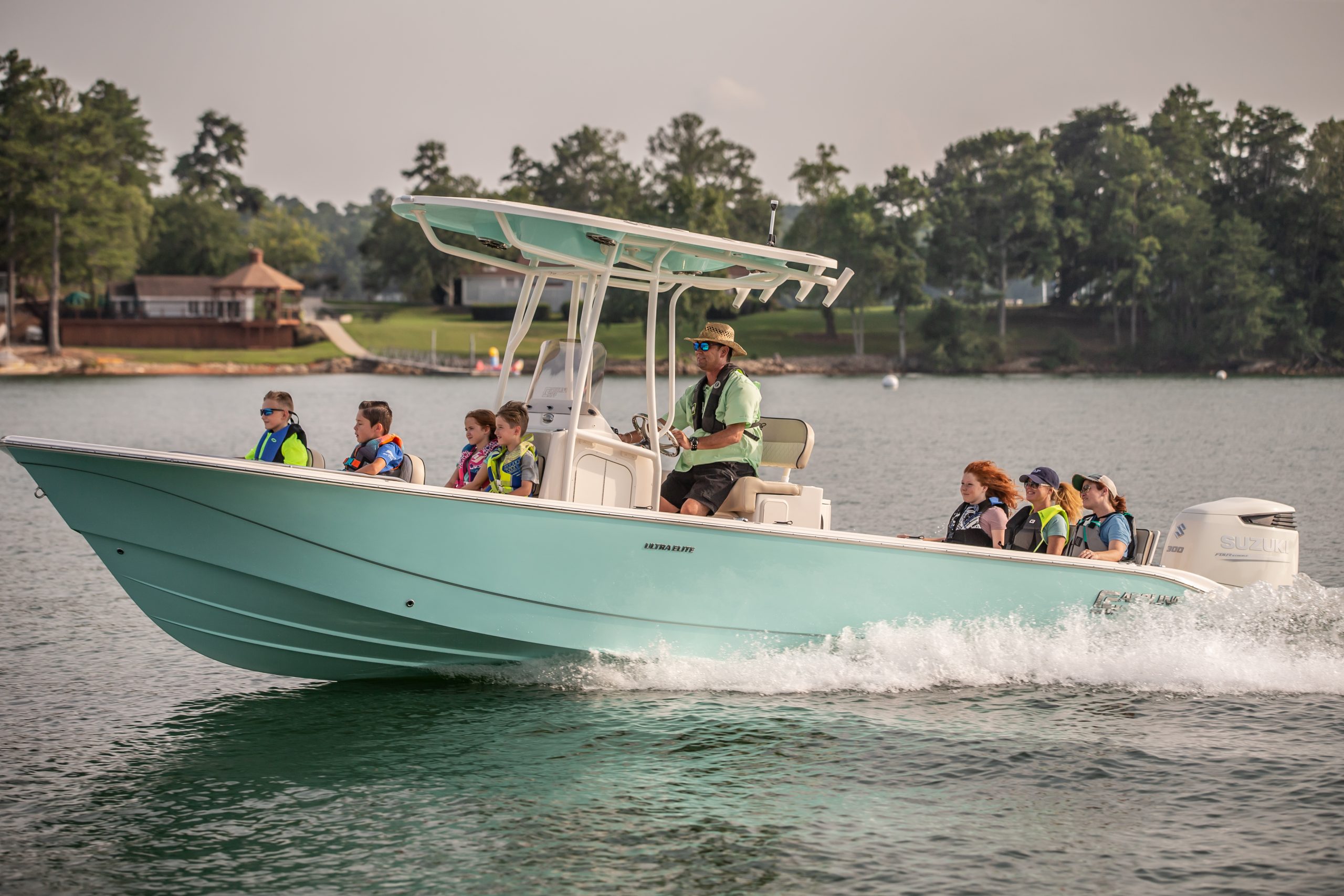 26 Ultra Elite Carolina Skiff